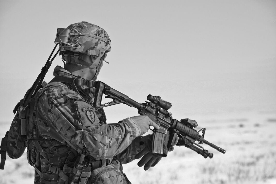 armyamber-soldier-60707_1280